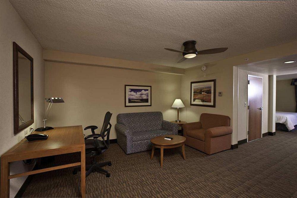 Hilton Garden Inn Jackson-Мадисон Номер фото
