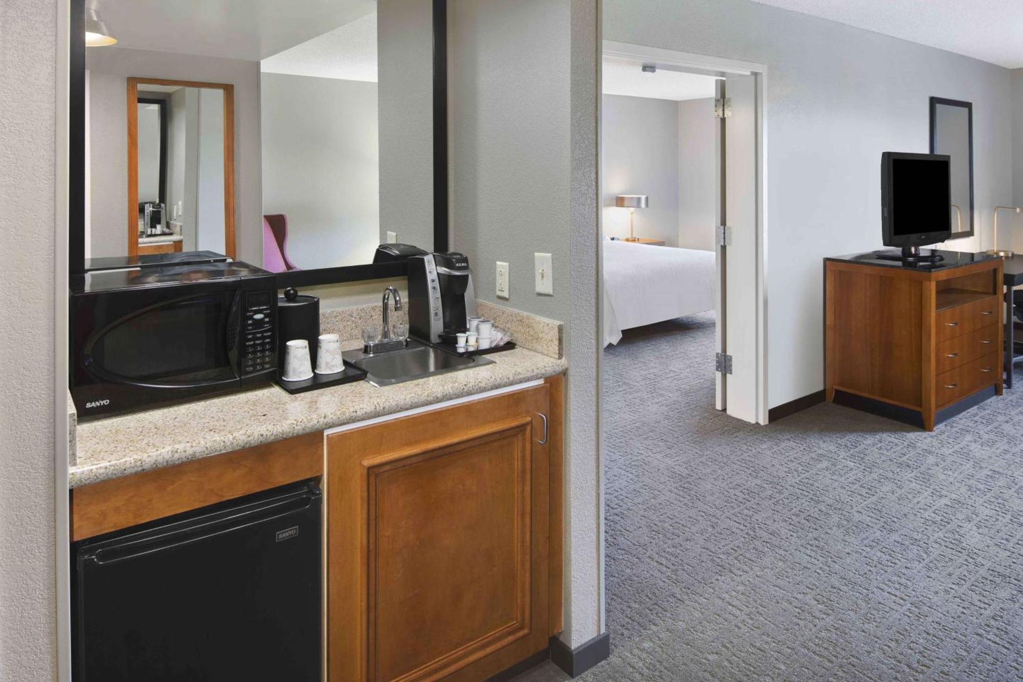 Hilton Garden Inn Jackson-Мадисон Экстерьер фото